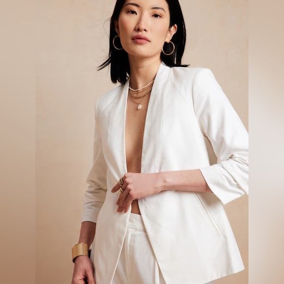 NWT Banana Republic WHITE COLLARLESS LINEN-COTTON BLAZER, size 4 - Picture 1 of 16
